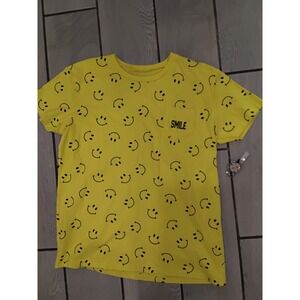 On Fire 2X Yellow Smiley Face All Over Print Pocket T-Shirt  w smile accessory